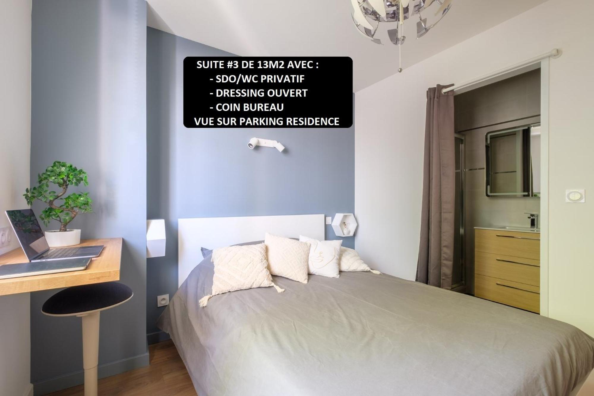 Appart 3 Suites-Chaque Suite Avec Sdo Wc Privatifs - Cuisine Commune 타쌍라데미룬 외부 사진